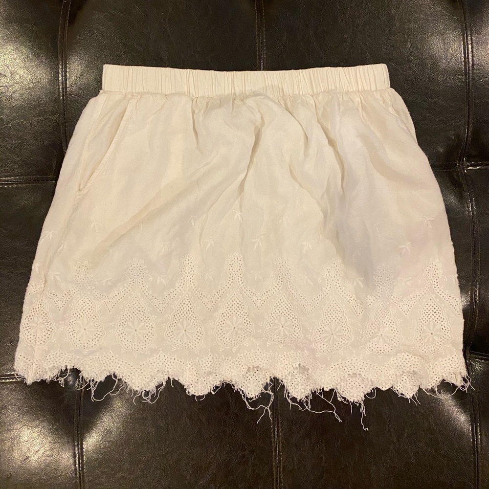 Anthropologie White Skirt ❤️ Size Small